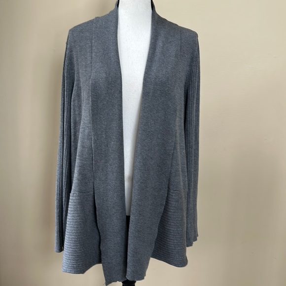 Avenue Sweaters - Avenue Gray Open Front Cardigan (Size 18/20)